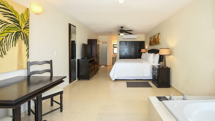 Hidden Beach Resort Au Naturel Club